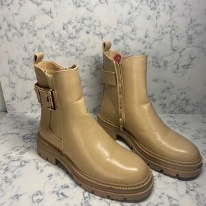 Stylish Tan Ankle Boots with Buckle Accent